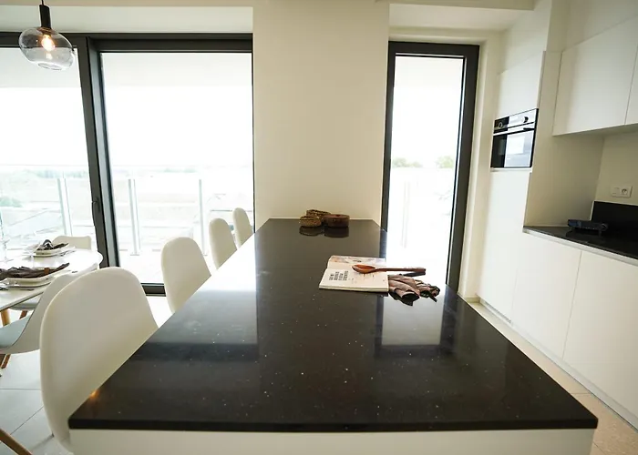 宾馆 Huswell - Beautiful With Communal Pool And Gym *