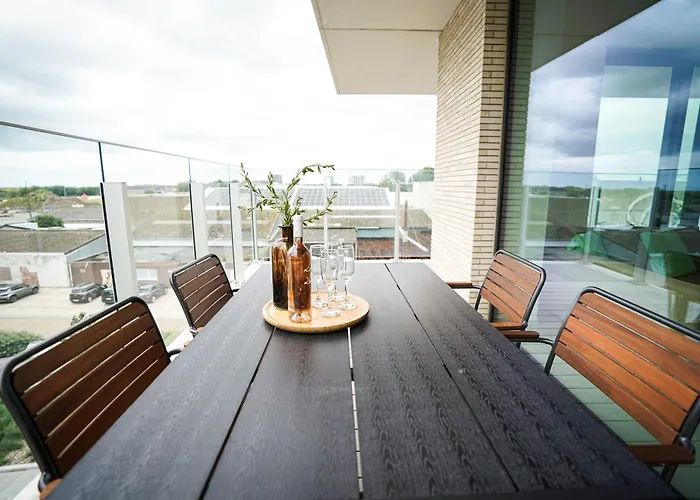 Huswell - Beautiful With Communal Pool And Gym *