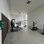Fogadó Huswell - Beautiful With Communal Pool And Gym Ostende